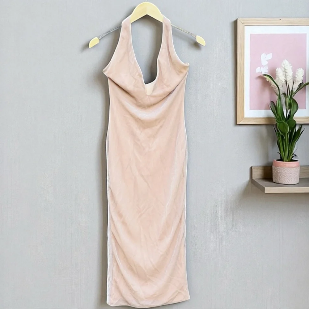 OH POLLY Plunge Neck Halter MIDI Dress In Rose Gold NWT - Picture 2 of 16